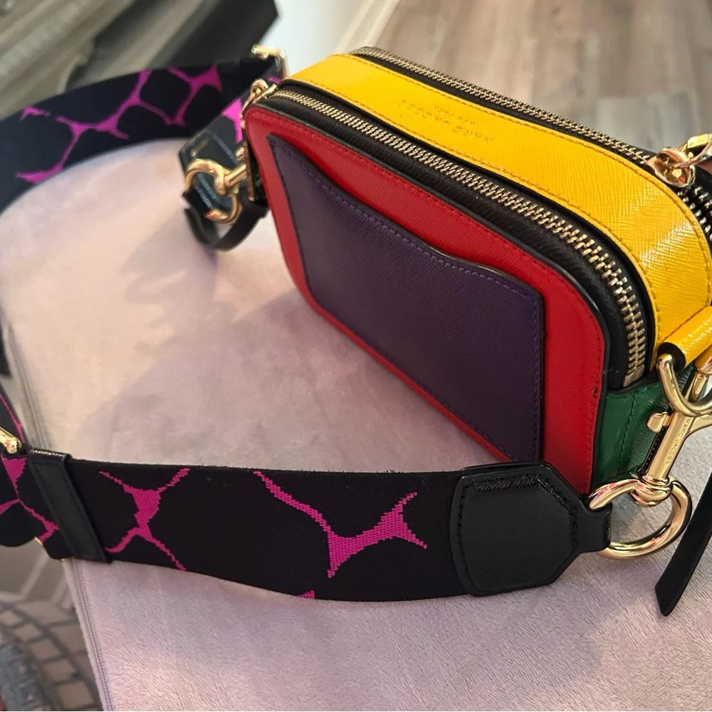 Marc Jacobs multi colored leather Crossbody . Used. - Picture 4 of 8